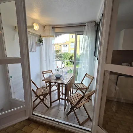 Genois Joli 2 Pieces 4 Pers Mt St Martin Proche Port Cap D'agde Apartament Agde